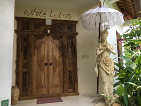 Отель Citrus Tree Rooms - Lotus  Убуд